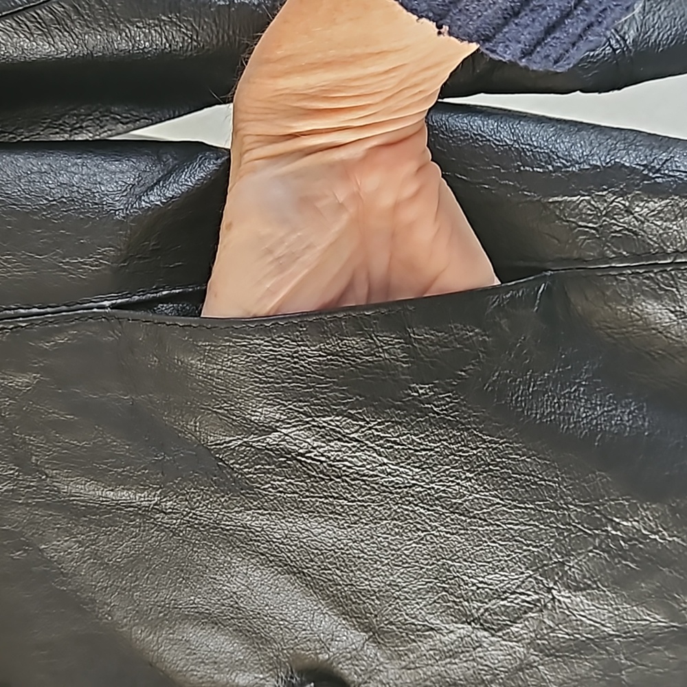 Black Leather jacket, blazer style. - Picture 2 of 10